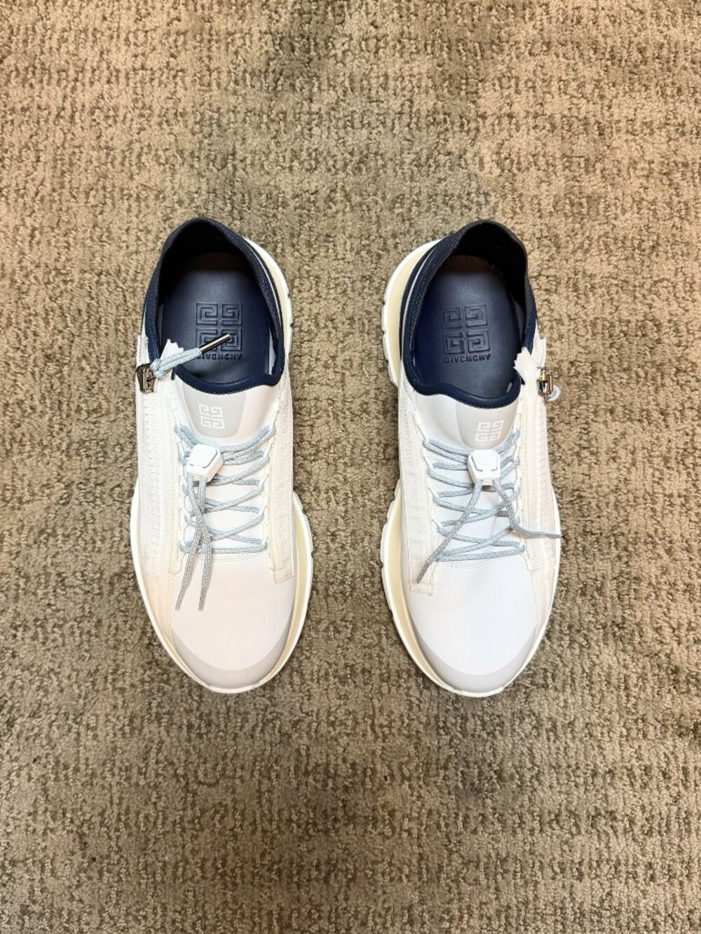 Givenchy Men's Spectre runner sneakers in synthetic leather and suede - Size 44 - Picture 15 of 16